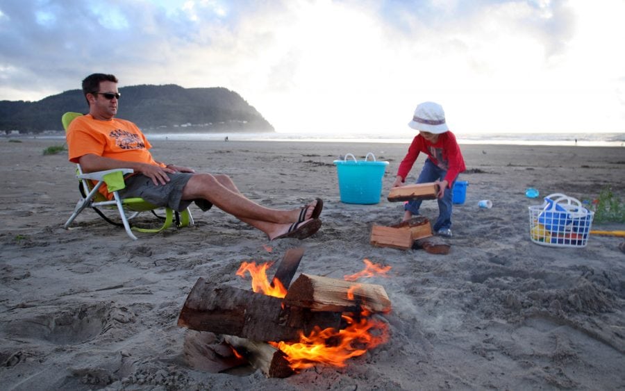 How To Build A Beach Campfire Seaside Oregon
